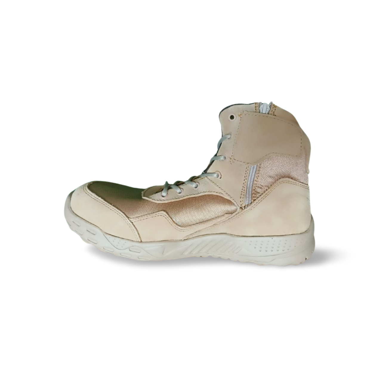 Botas tácticas estilo 123 suela ligera marca Armada