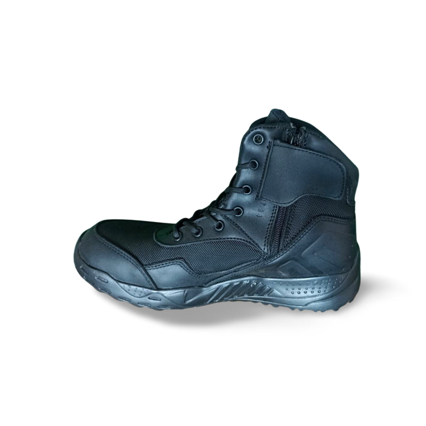 Botas tácticas estilo 123 suela ligera marca Armada