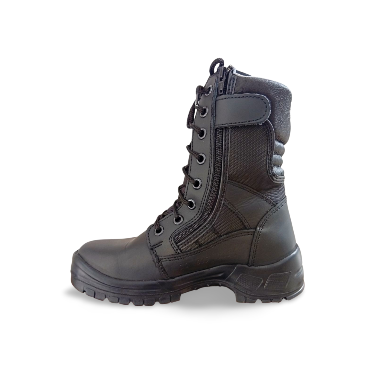 Botas Tácticas color Negro suela blanda marca Magno