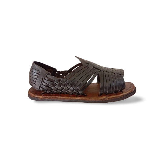 Huaraches para caballero de piel y suela llanta marca Lilians