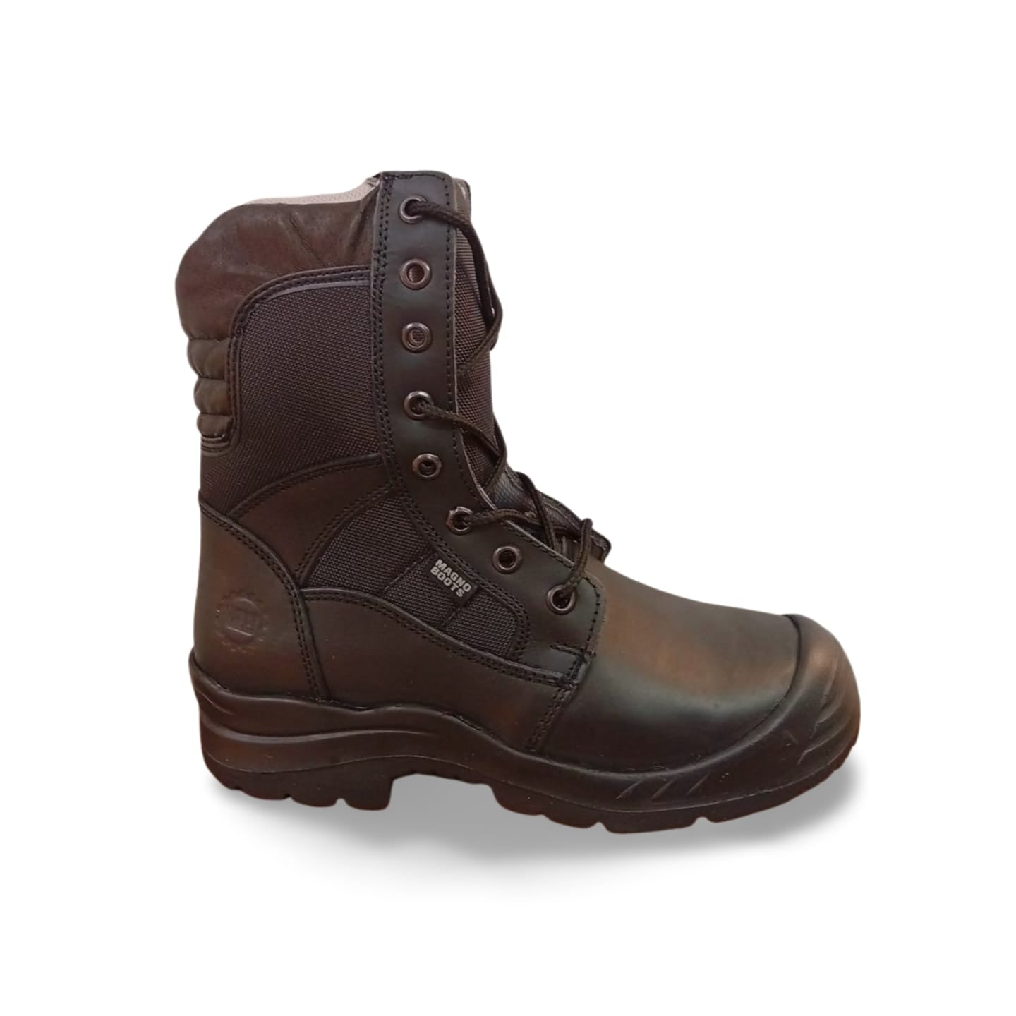 Botas Tácticas color Negro suela blanda marca Magno
