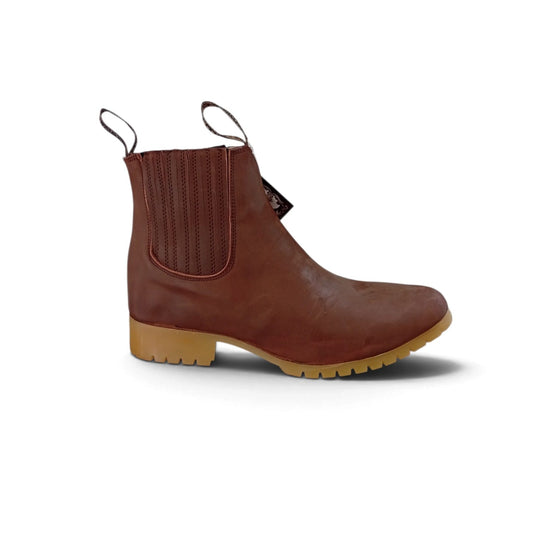Botines con suela de tractor marca Don Mariano